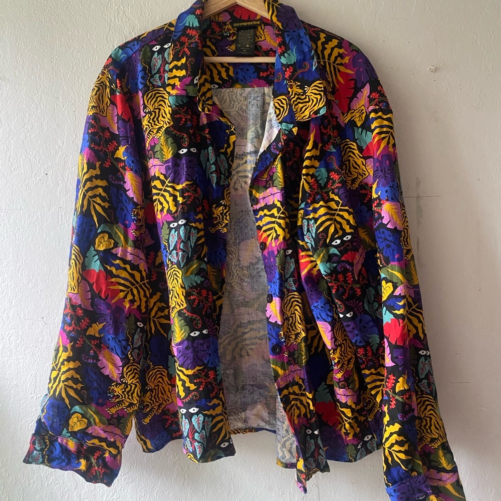 Nooworks Colorful Animal Print Button-Up Shirt
